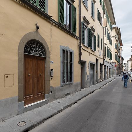 F7 - Santa Croce One Bedroom Flat For 2 Or 3 Guests فلورنس المظهر الخارجي الصورة