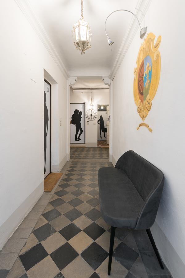 F7 - Santa Croce One Bedroom Flat For 2 Or 3 Guests فلورنس المظهر الخارجي الصورة