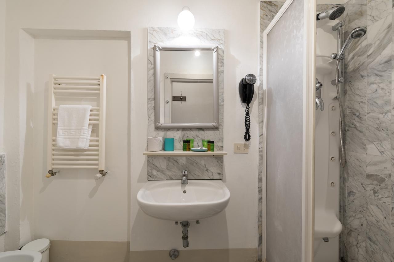 F7 - Santa Croce One Bedroom Flat For 2 Or 3 Guests فلورنس المظهر الخارجي الصورة