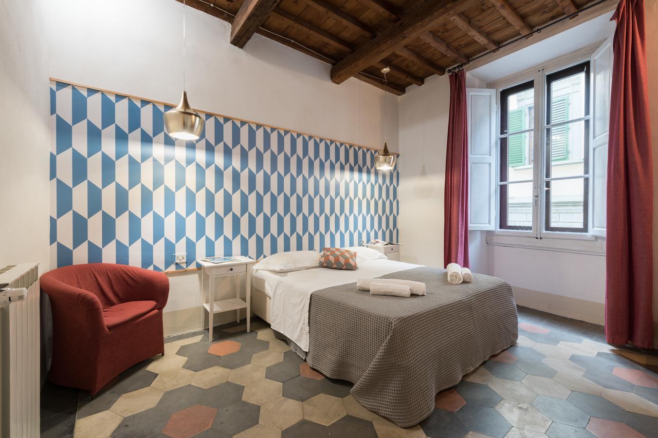 F7 - Santa Croce One Bedroom Flat For 2 Or 3 Guests فلورنس المظهر الخارجي الصورة
